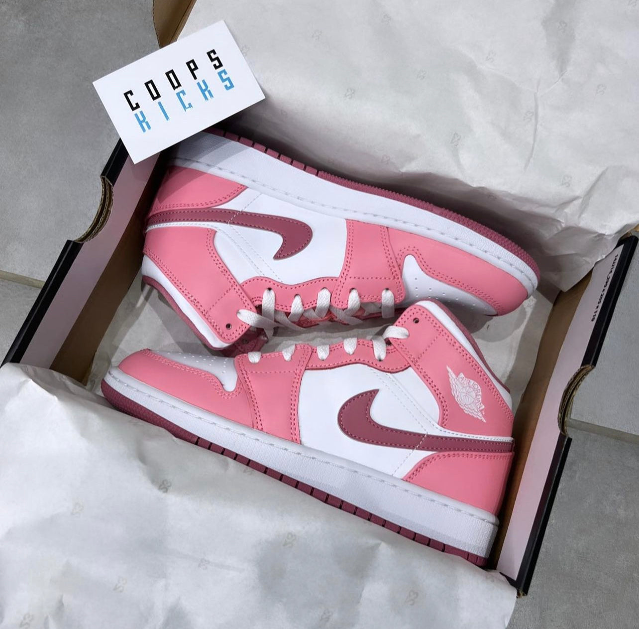 Air jordan 1 outlet mid gs valentine's day