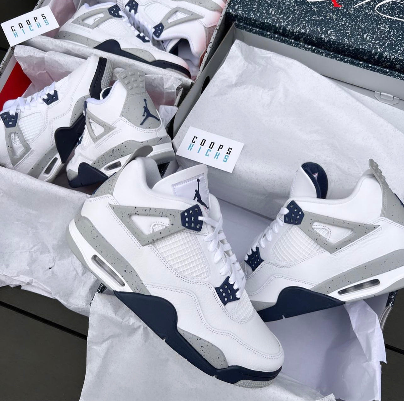 Air Jordan 4 'Midnight Navy'