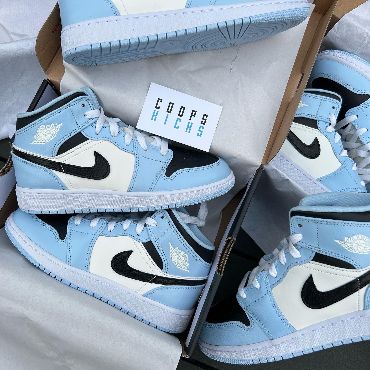 Air Jordan 1 Mid GS 'Ice Blue'